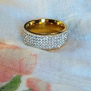 Fashion Rhinestone Ring 7.5